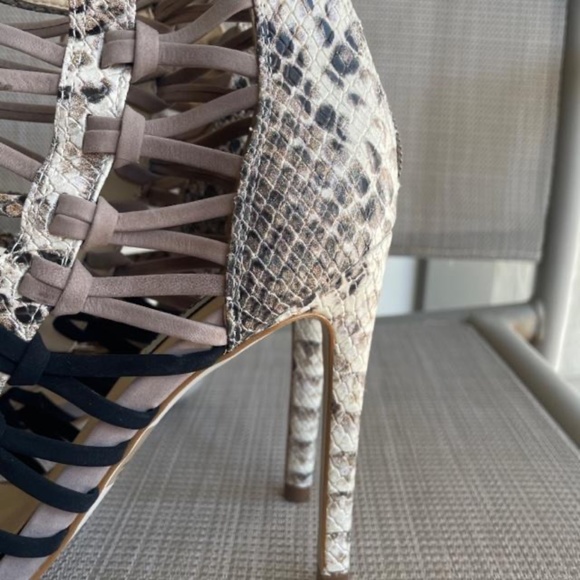 STEVE MADDEN Sleik Snake Heels - Picture 4 of 10